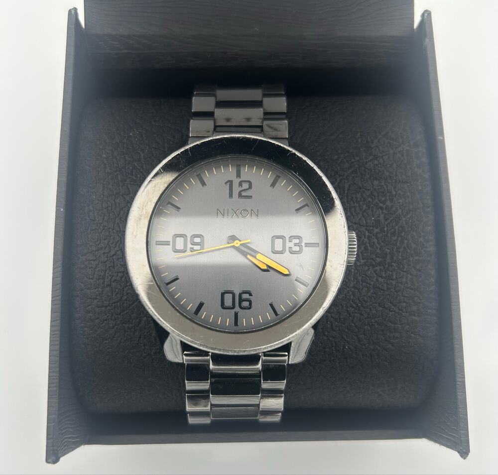 Nixon “The Corporal” 48mm Stainless Steel Gray Dial Mens Watch 100M EXCELLENT